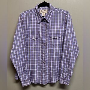 XL Women’s Wrancher by Wrangler, Beautiful Pearl Buttons, Metallic Threading